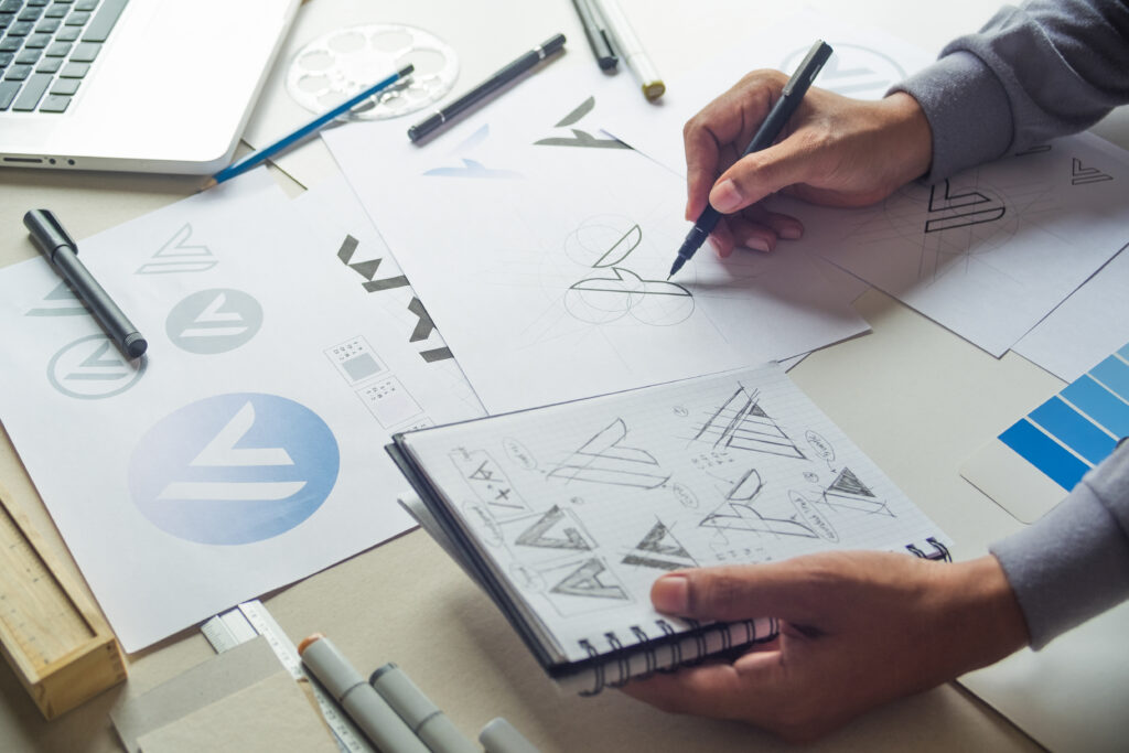 Création Logo : L'art de concevoir un symbole mémorable pour marquer les esprits 2025 / 2026 2 Typographie et Logo