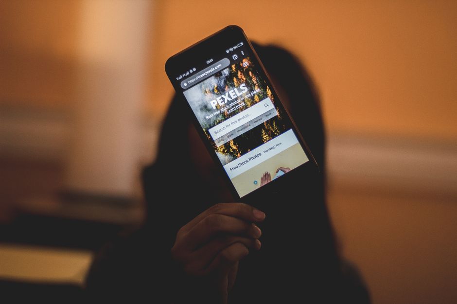 Maillage interne : bonnes pratiques SEO et méthode en 5 étapes 4 Navigation sur mobile, la version du site web que Google indexe